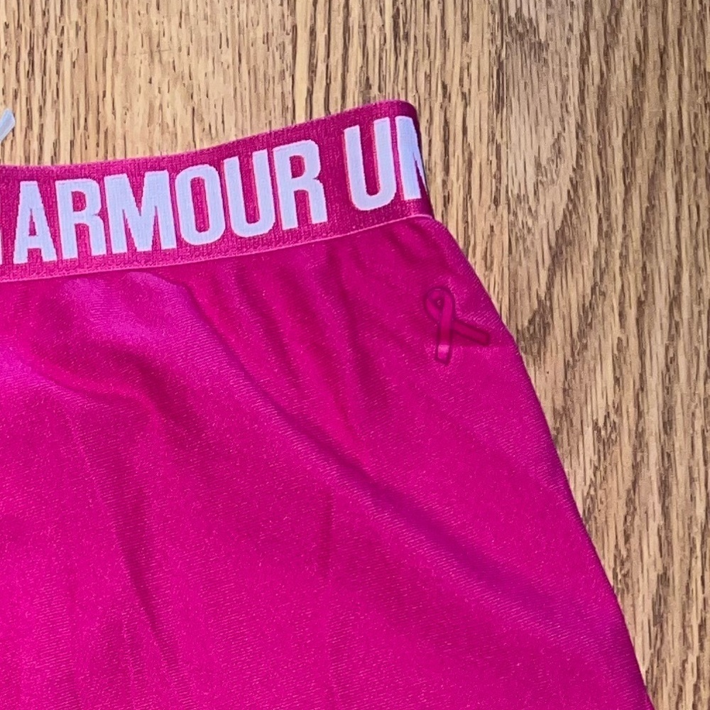 Under Armour Shorts - Picture 4 of 4